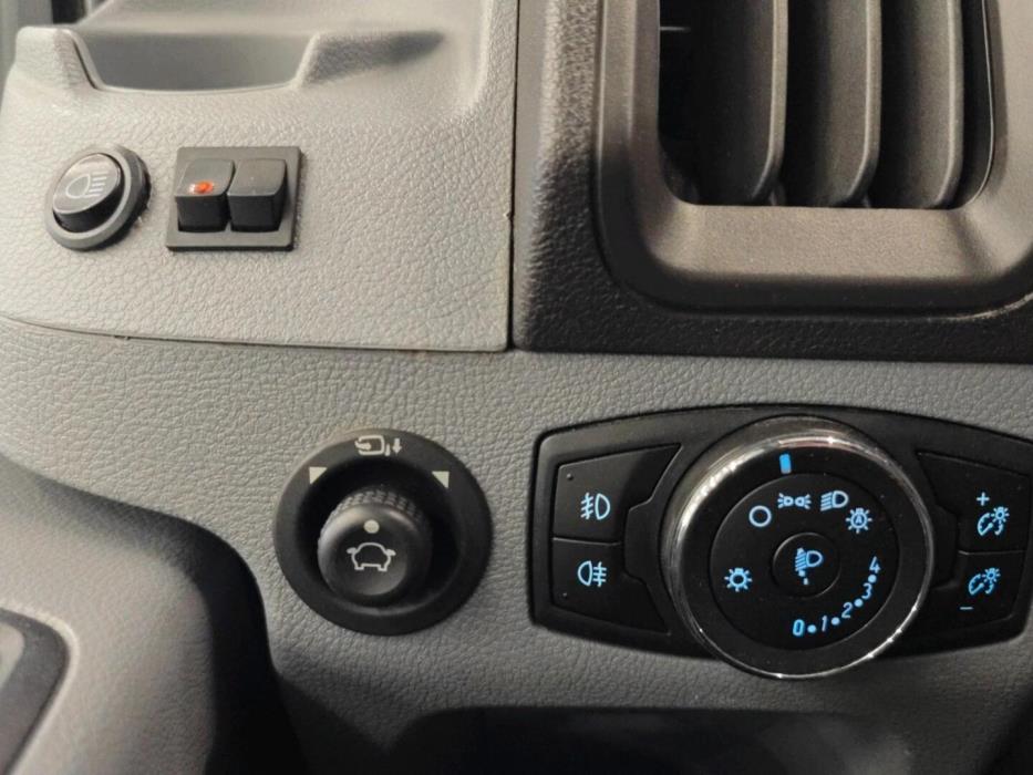 FORD TRANSIT 2018