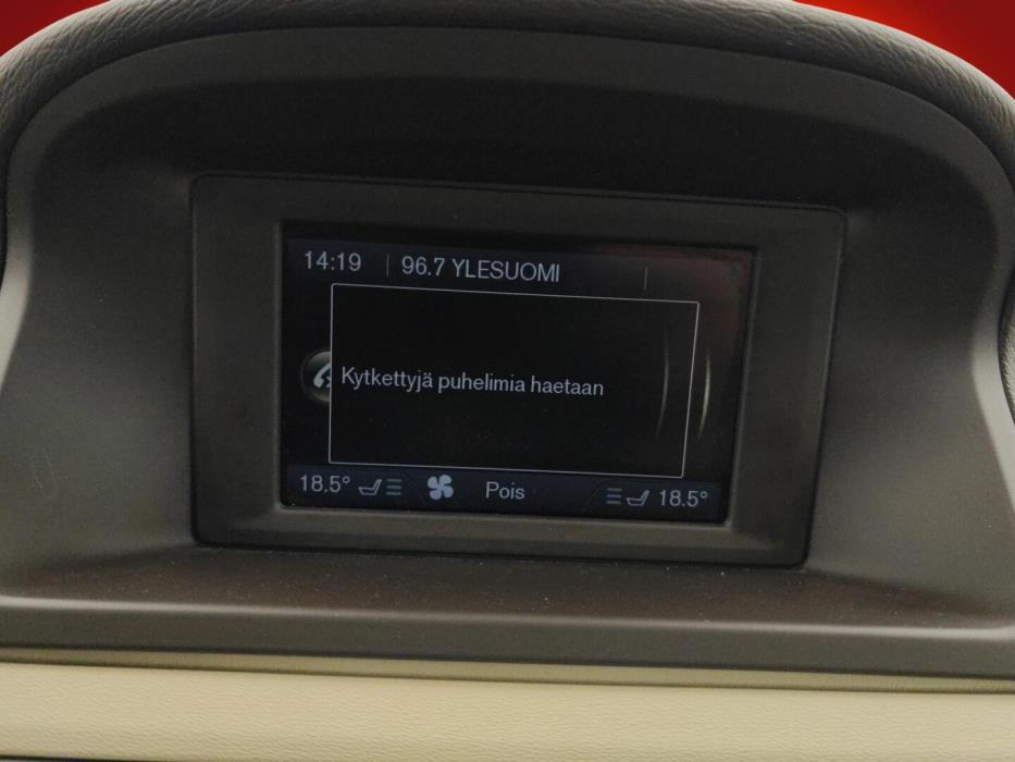VOLVO V70 2012