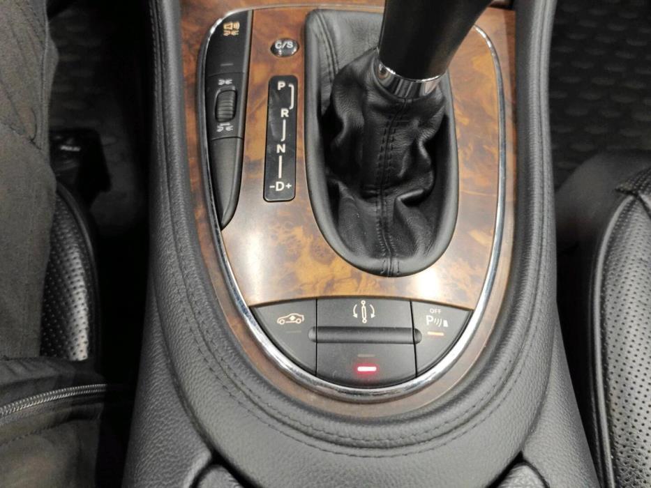 MERCEDES-BENZ CLS 2004