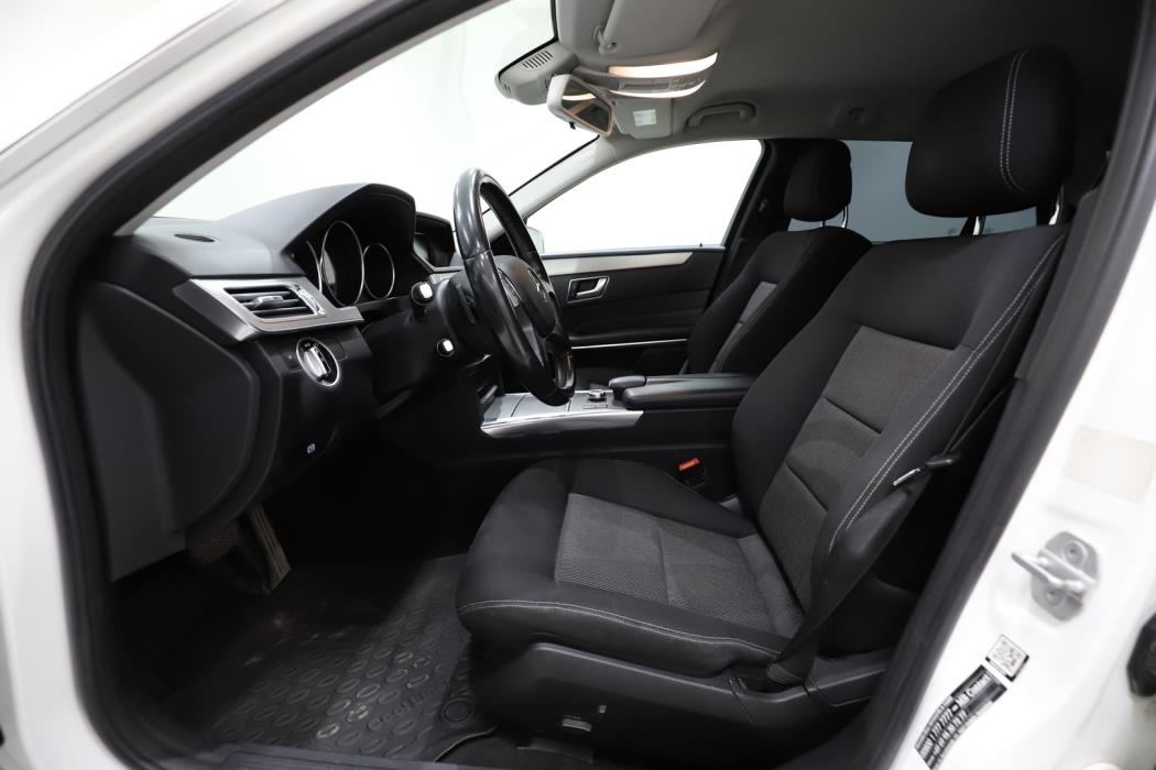 MERCEDES-BENZ E 2015