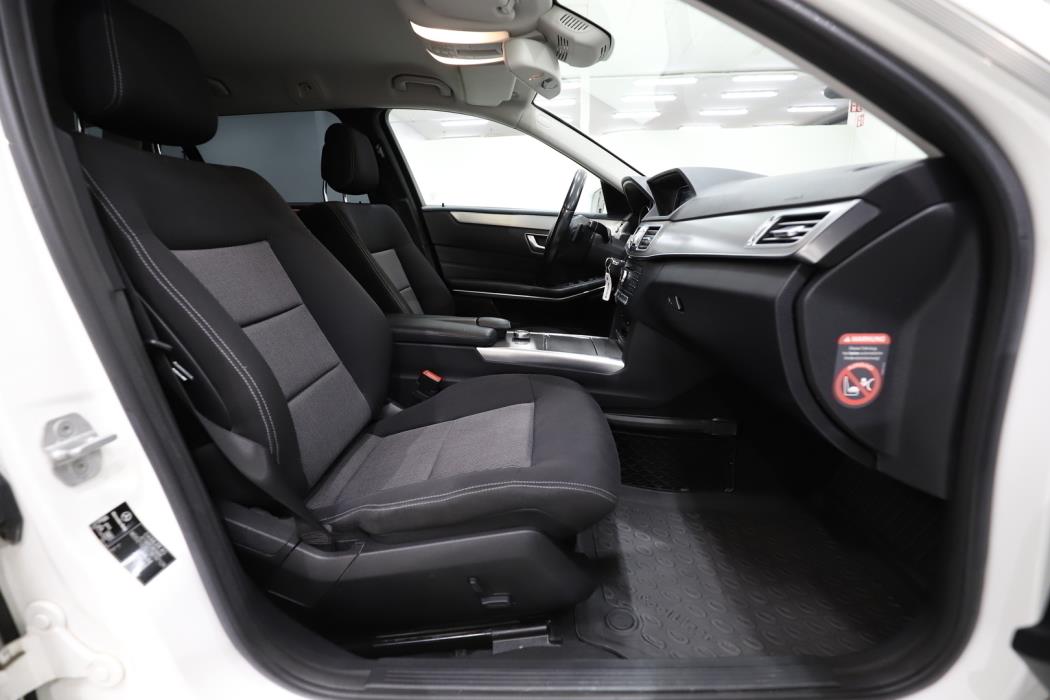 MERCEDES-BENZ E 2015