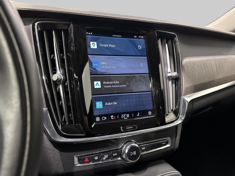VOLVO S90 2022