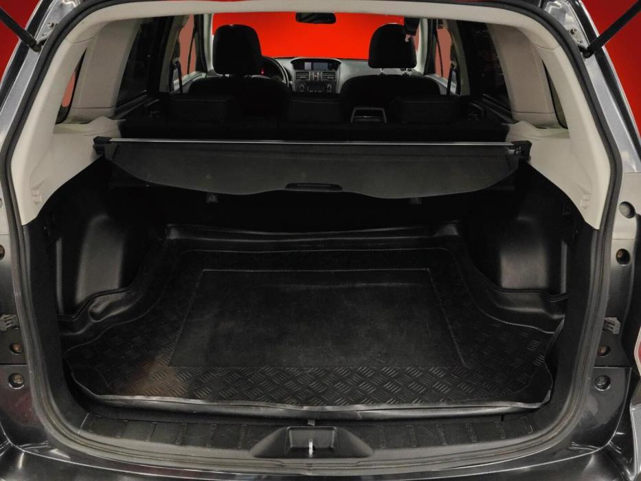 SUBARU Forester 2013