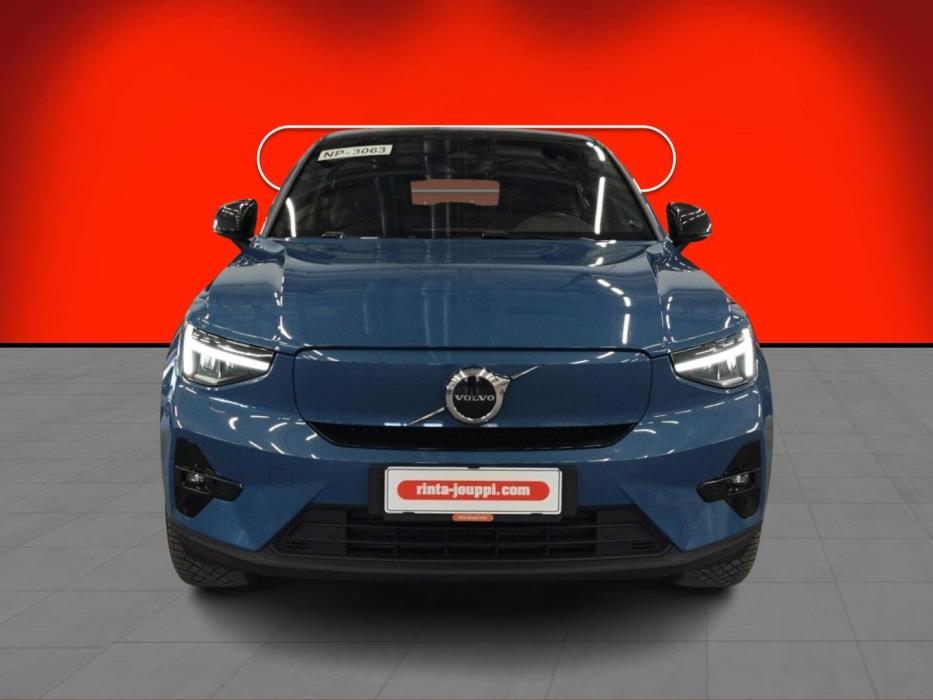 VOLVO C40 2024