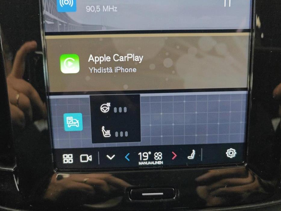 VOLVO C40 2024