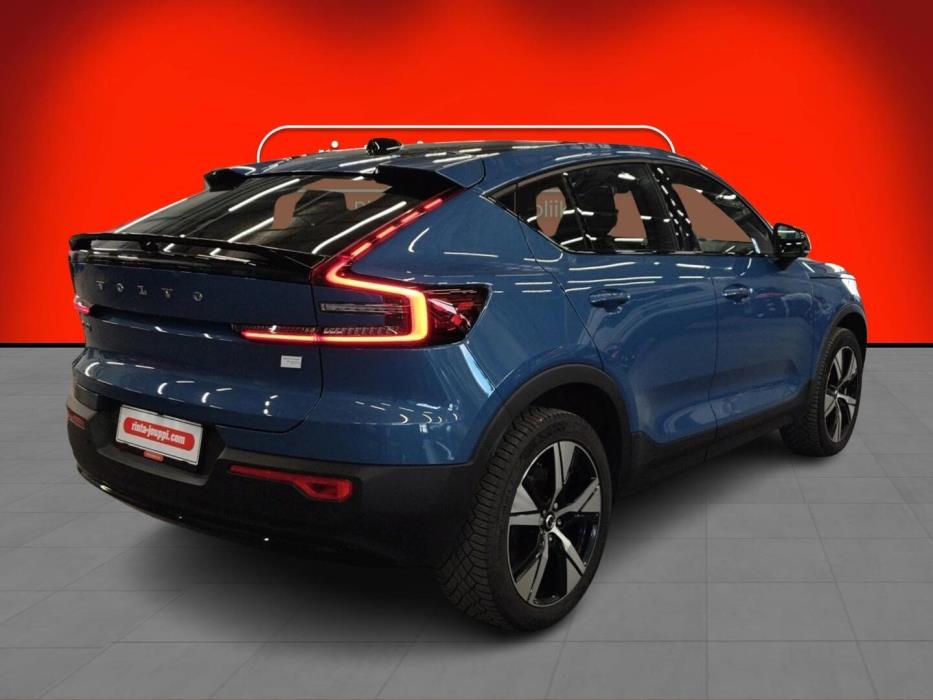 VOLVO C40 2024