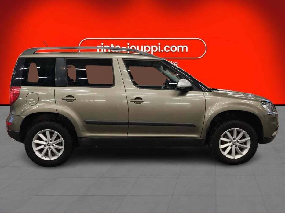SKODA Yeti 2015