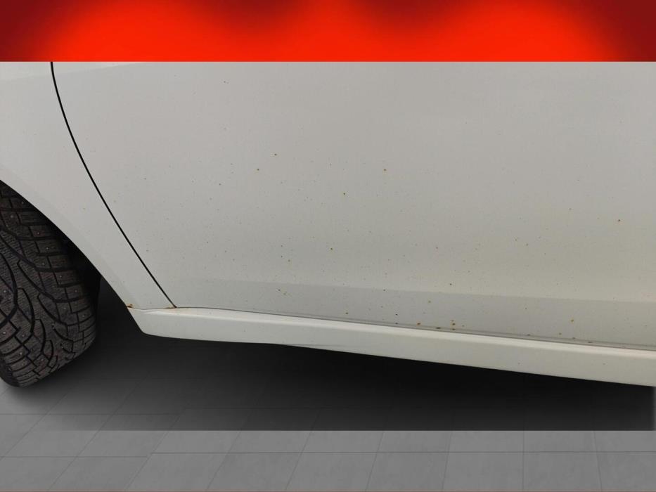 MITSUBISHI Grandis 2006