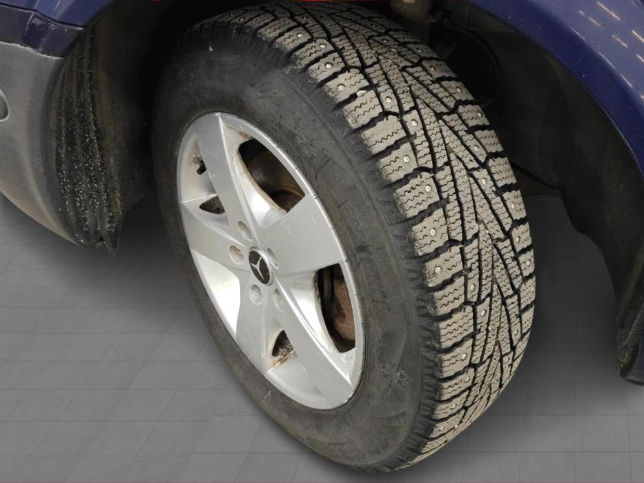 MERCEDES-BENZ Vito 2005