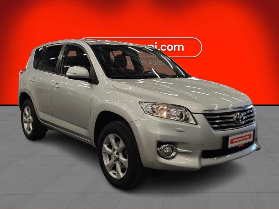TOYOTA RAV4 2011