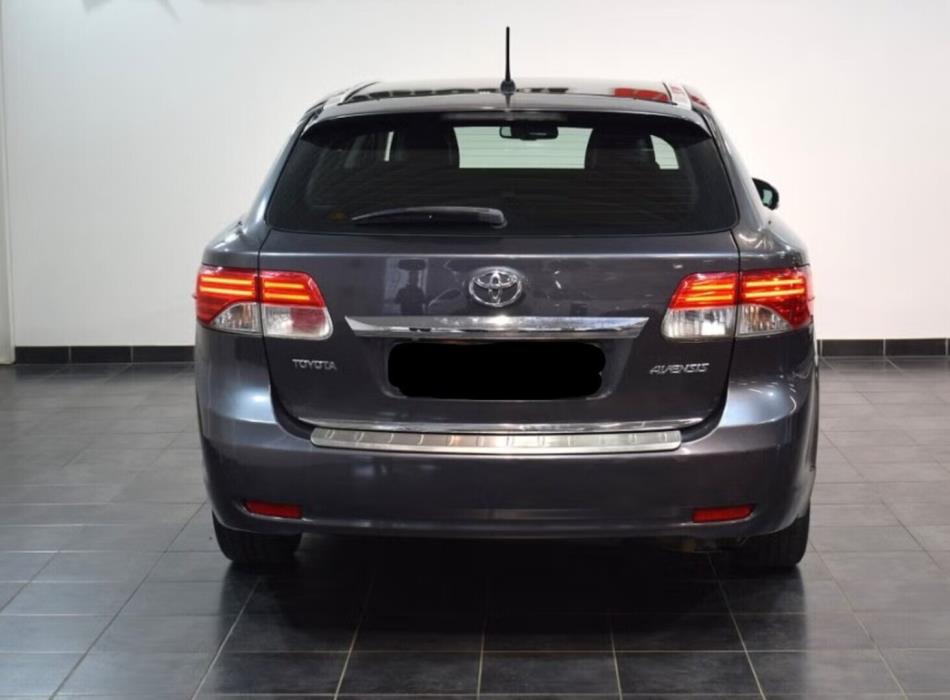 TOYOTA AVENSIS 2013