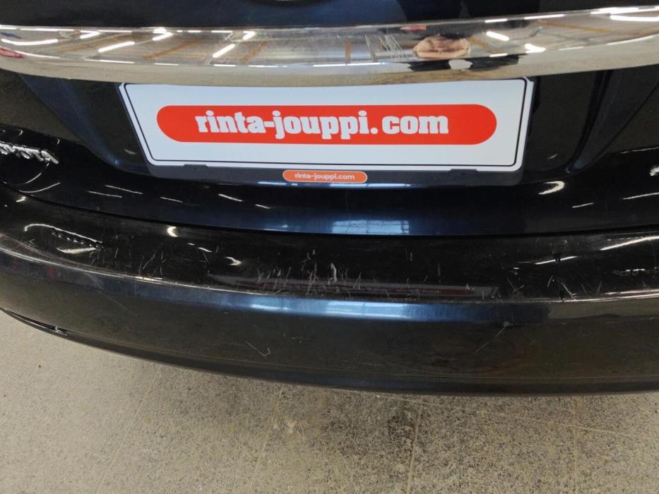 TOYOTA AVENSIS 2015