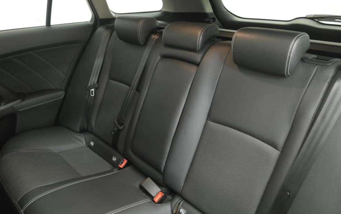 TOYOTA AVENSIS 2018