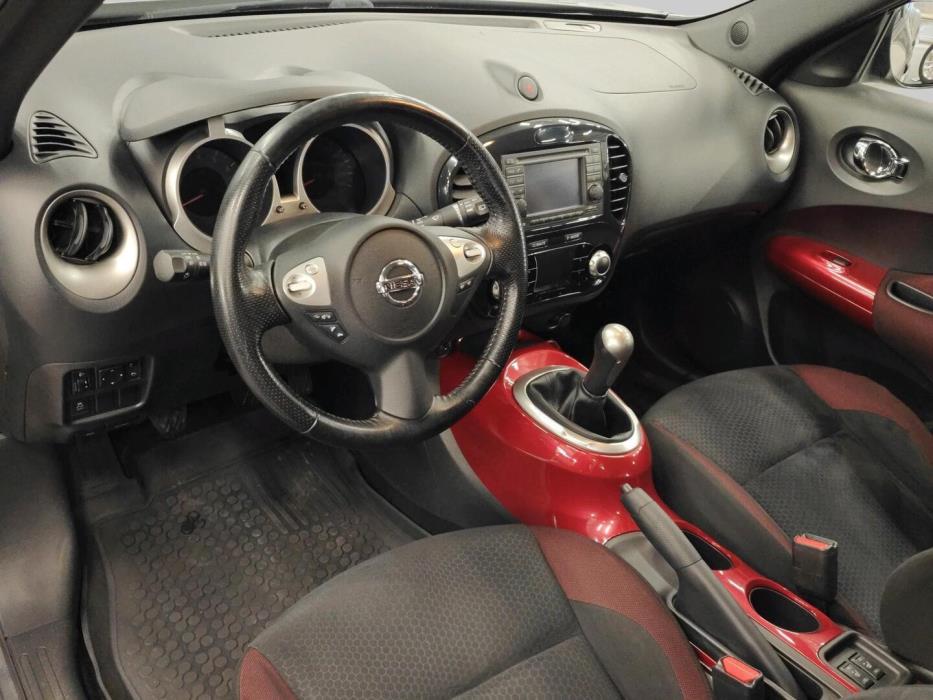 NISSAN Juke 2011
