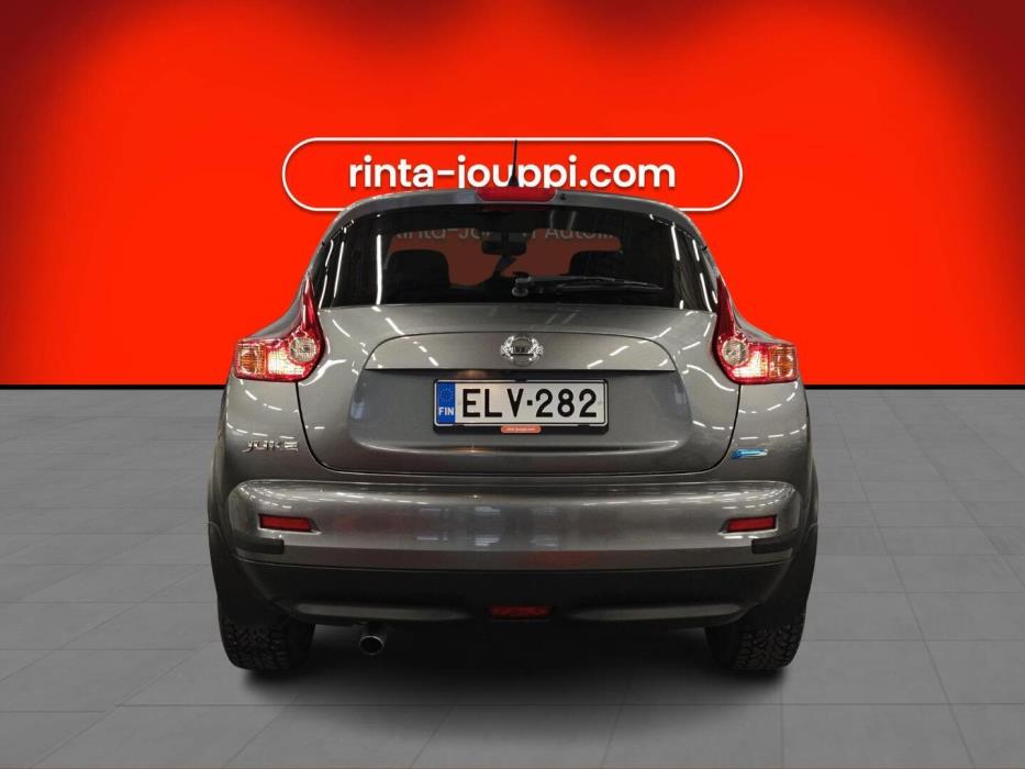 NISSAN Juke 2011