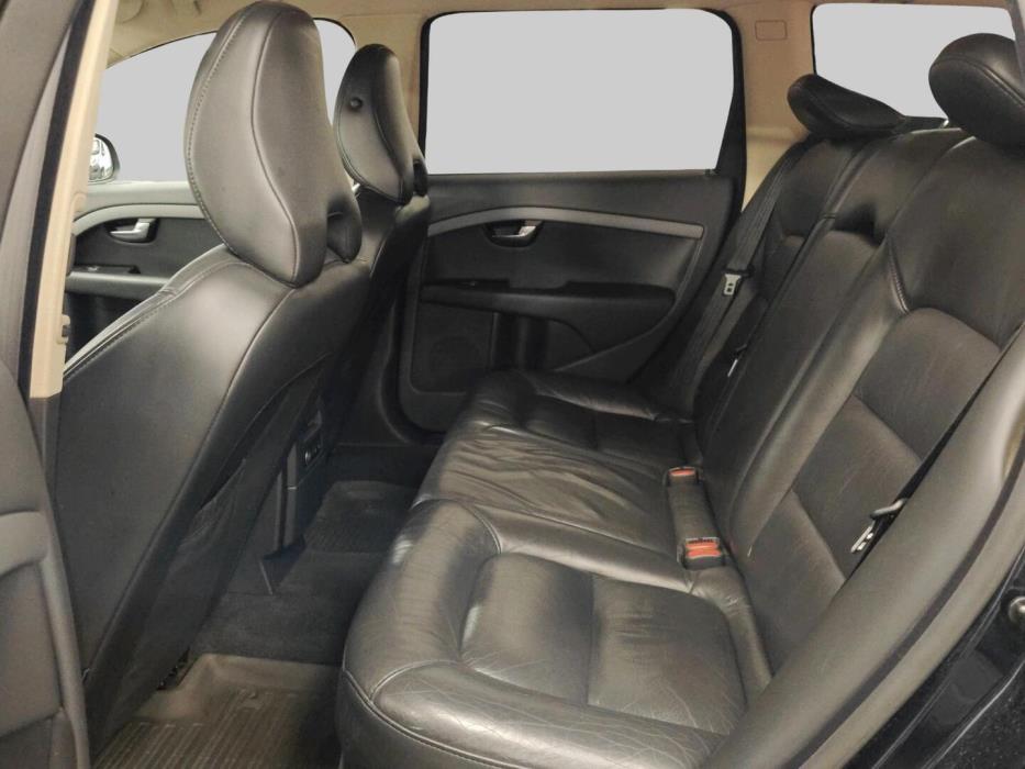 VOLVO V70 2008