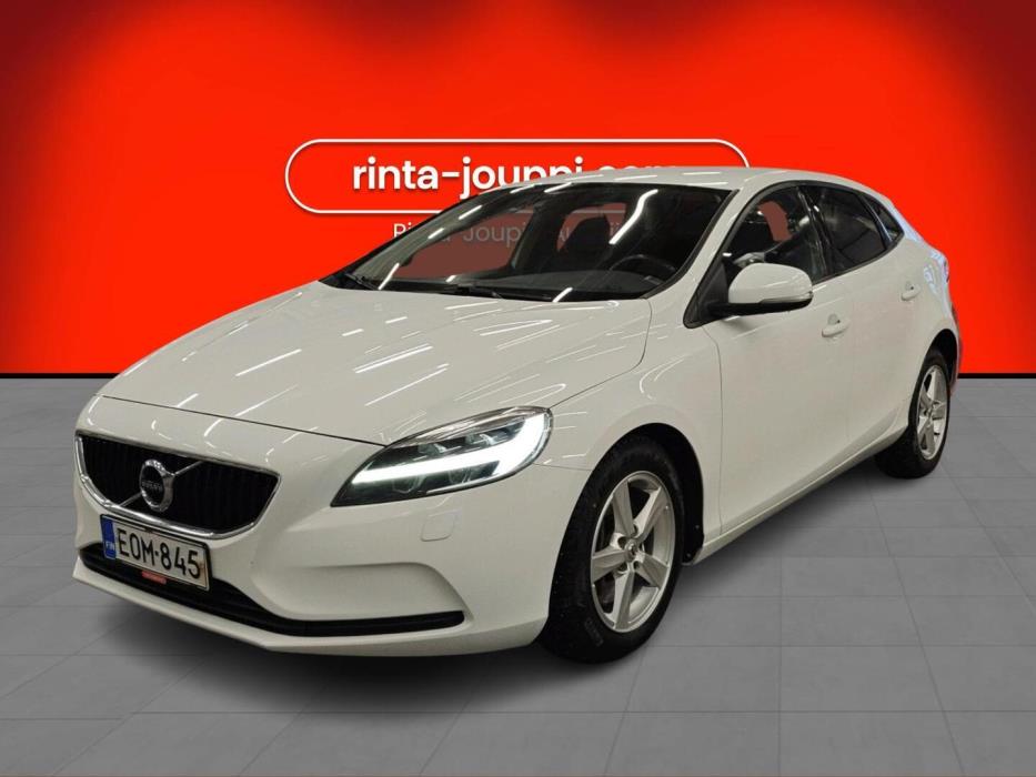 VOLVO V40 2017