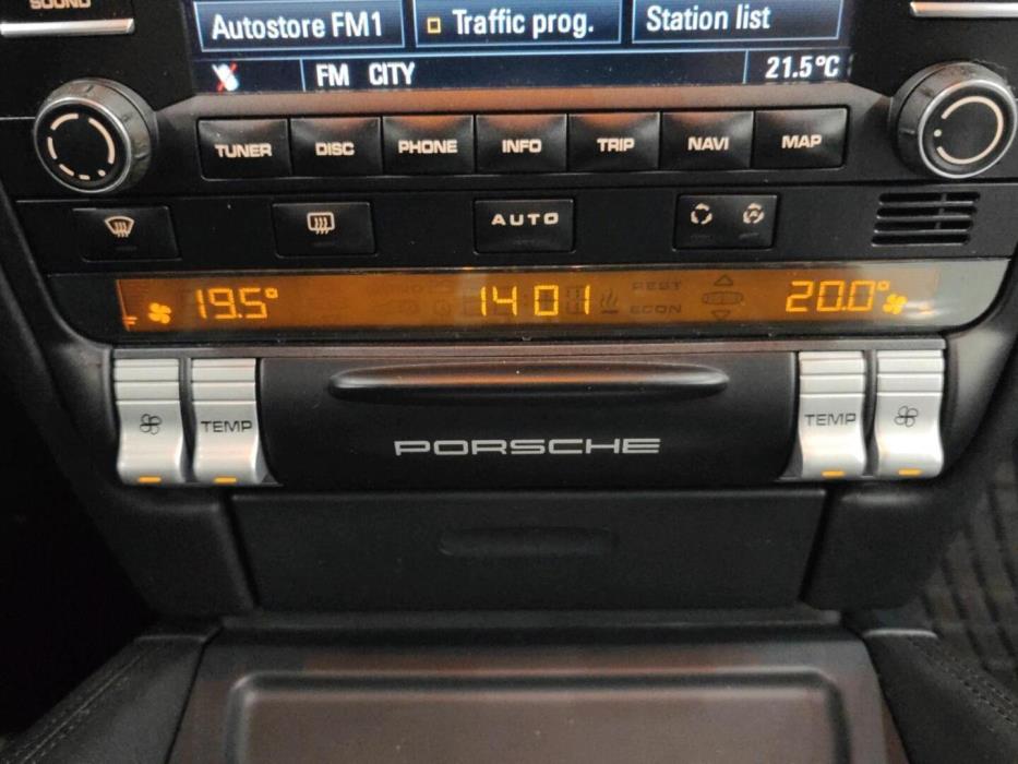 PORSCHE Cayenne 2010