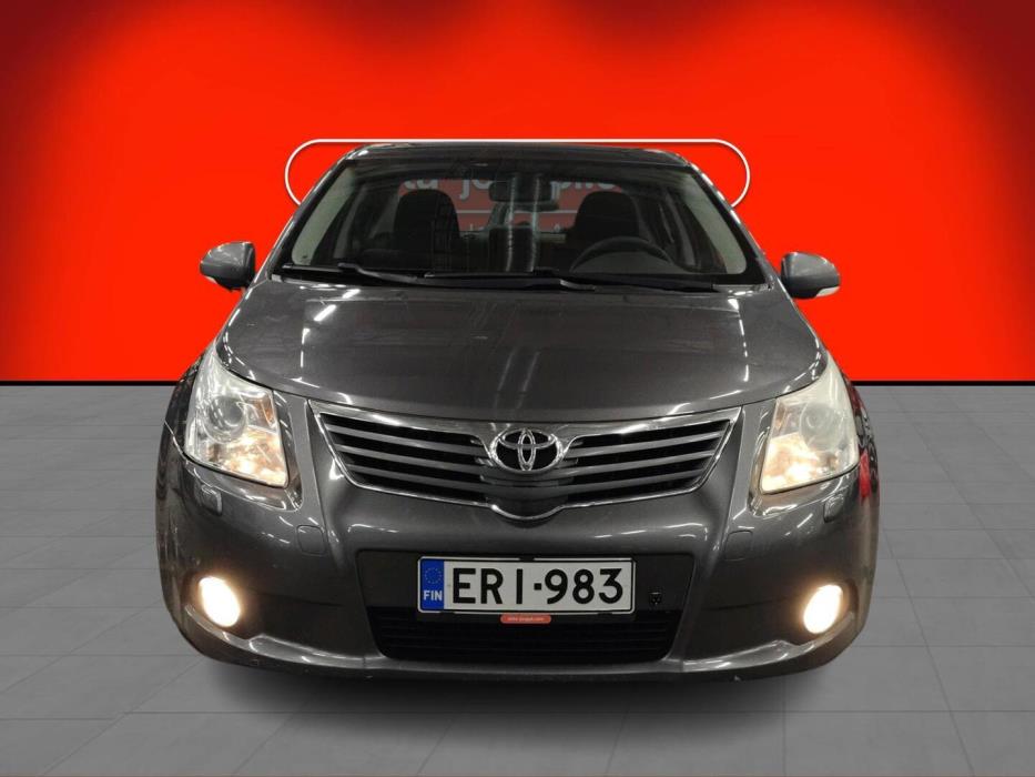 TOYOTA Avensis 2011