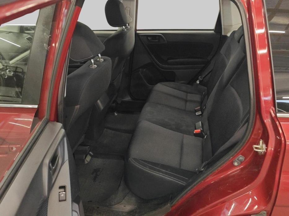 SUBARU Forester 2017