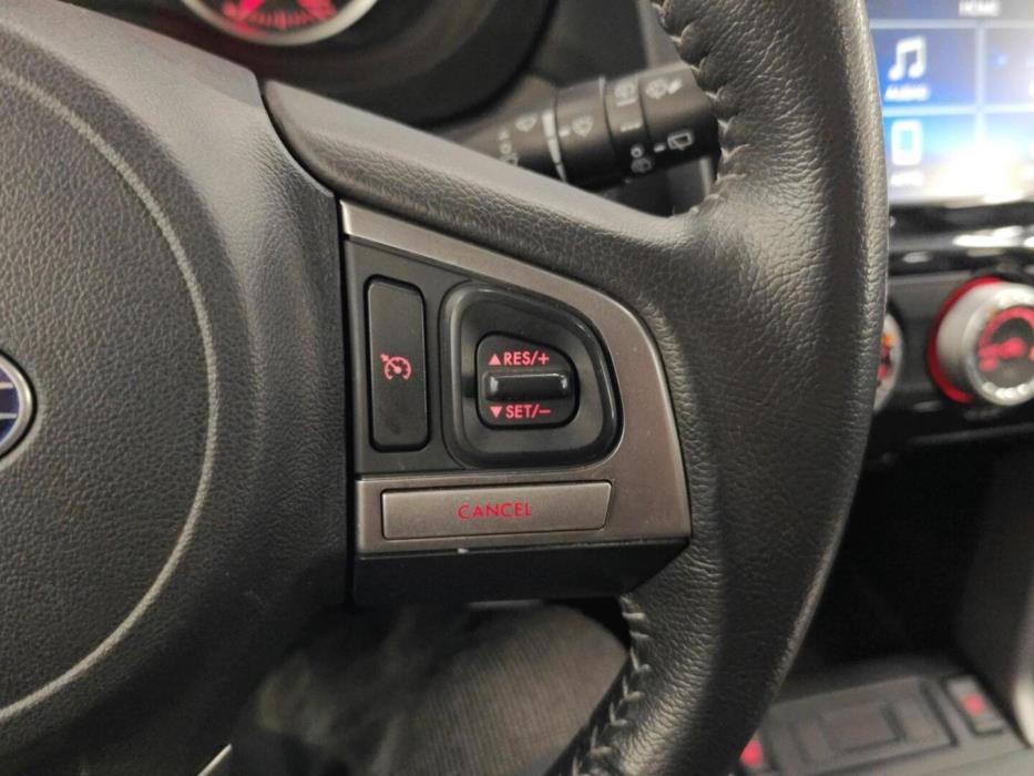 SUBARU Forester 2017