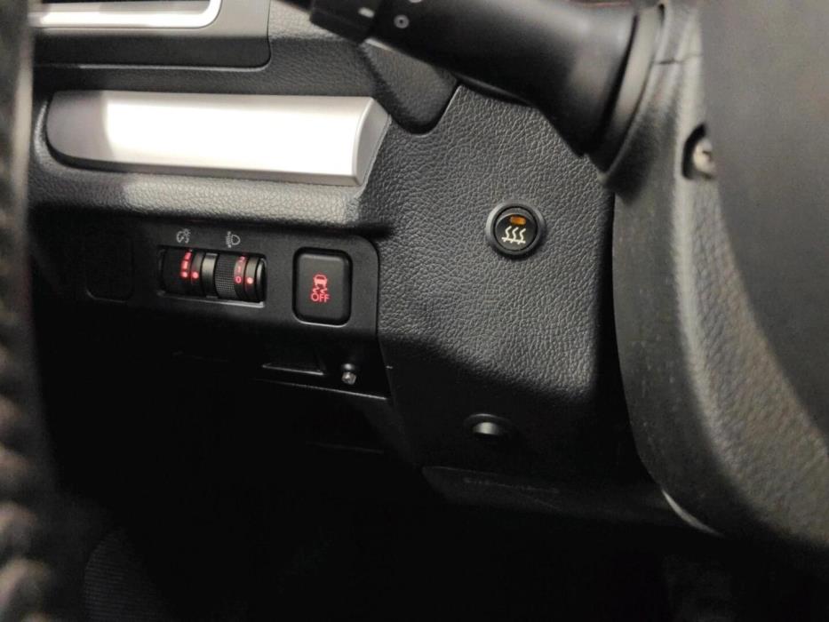 SUBARU Forester 2017