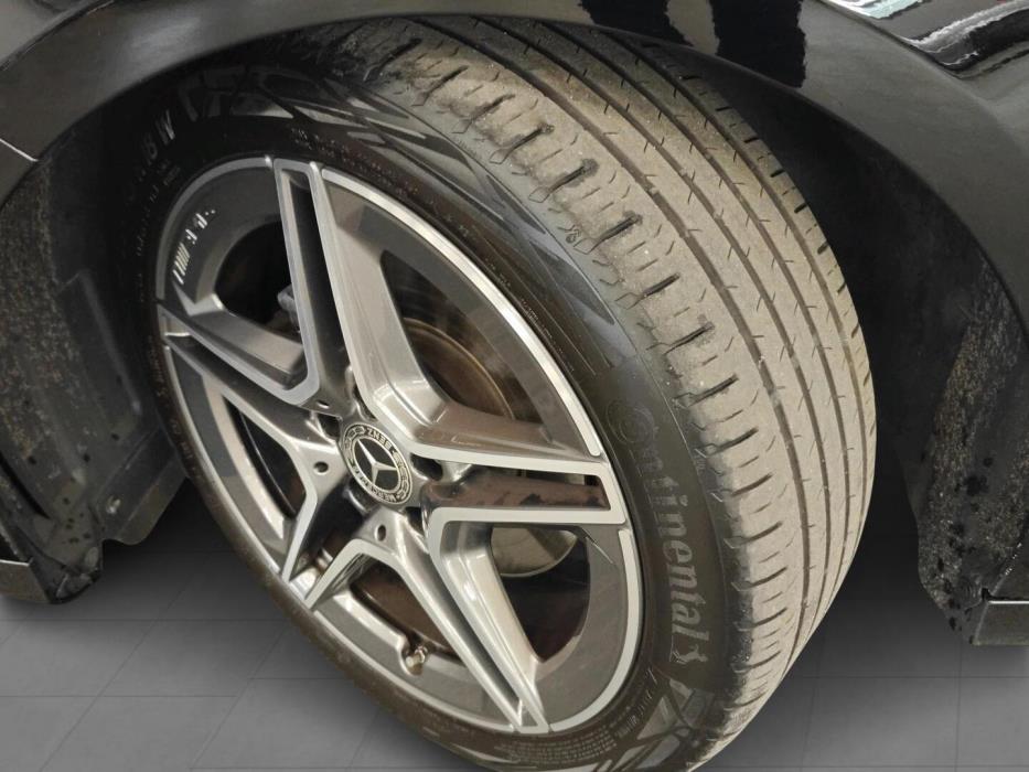 MERCEDES-BENZ A 2021