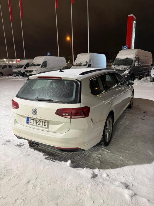 VOLKSWAGEN Passat 2019
