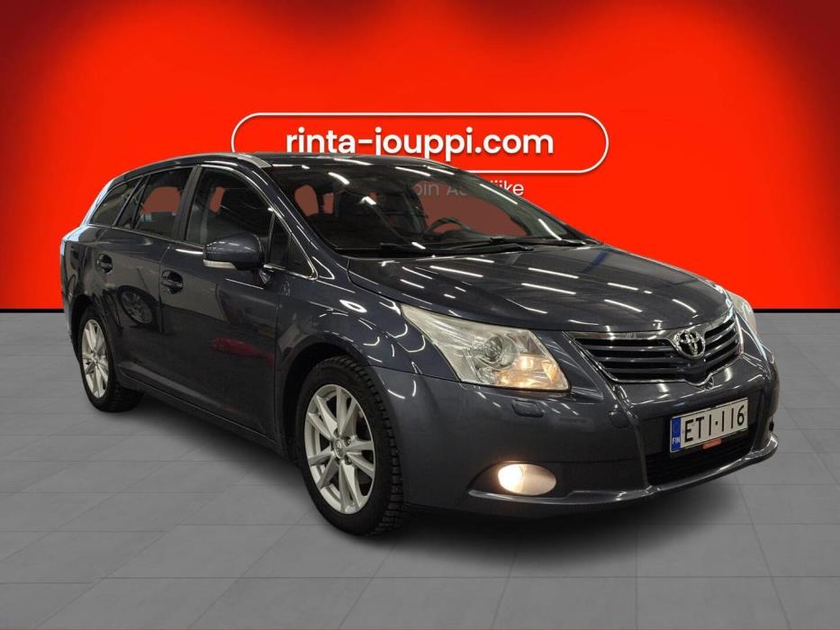 TOYOTA Avensis 2011