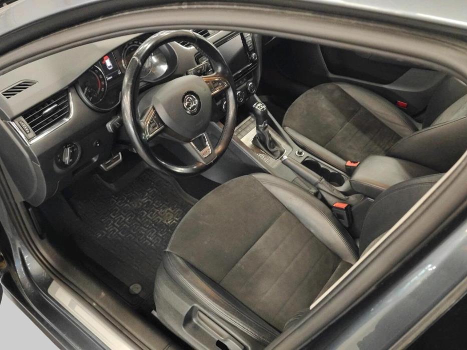 SKODA Octavia 2015
