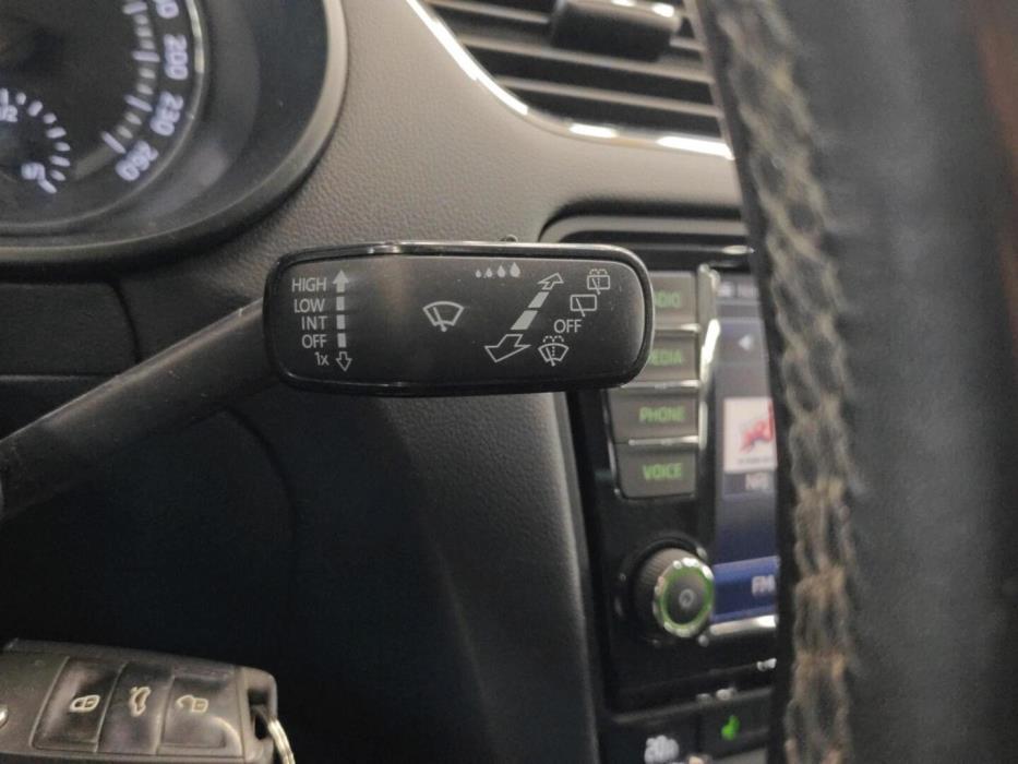 SKODA Octavia 2015