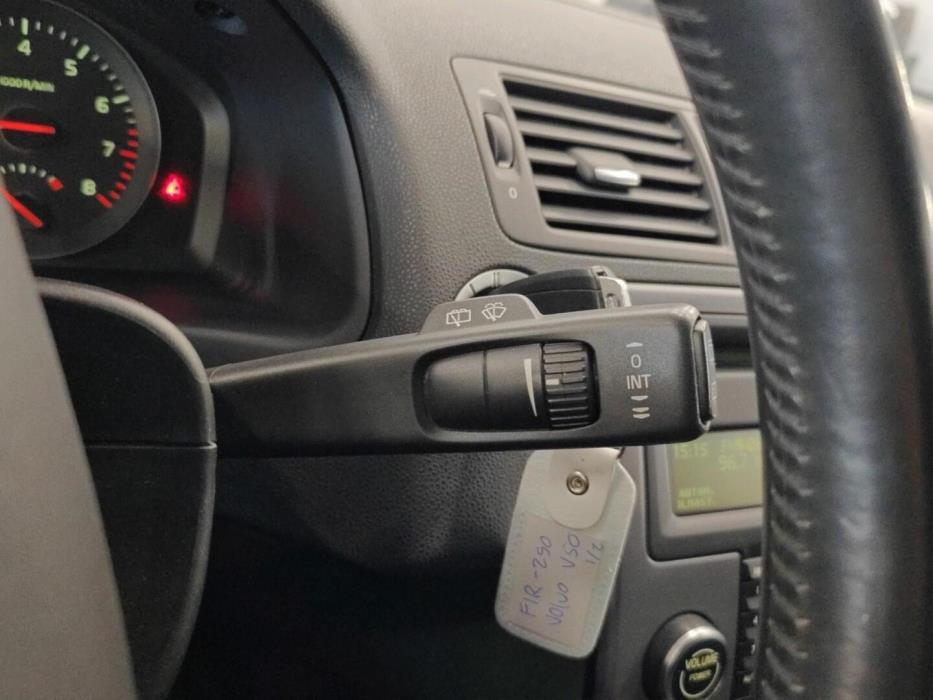 VOLVO V50 2008