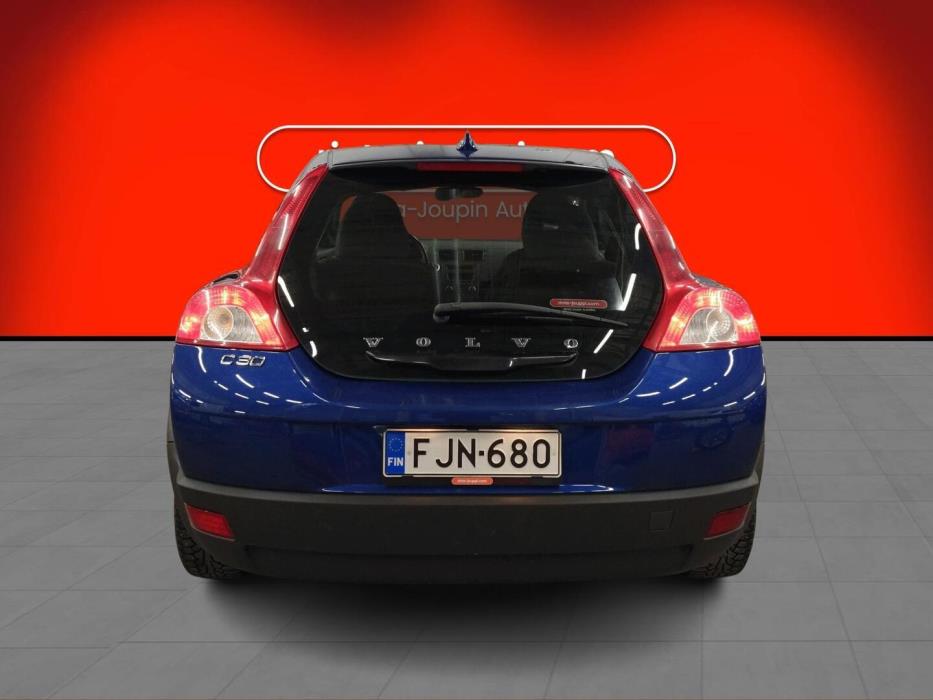 VOLVO C30 2009