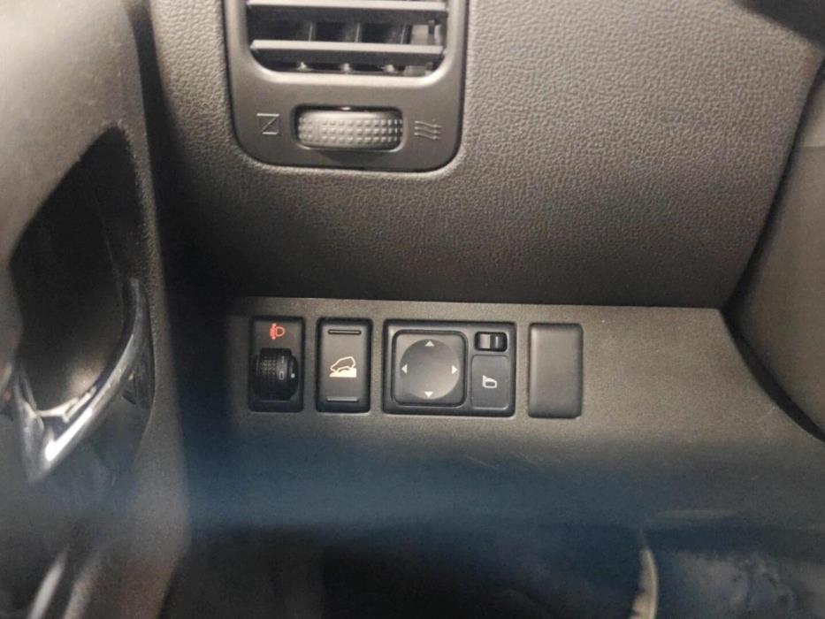 NISSAN Pathfinder 2013