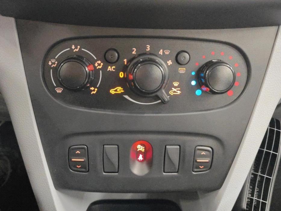 DACIA Sandero 2014
