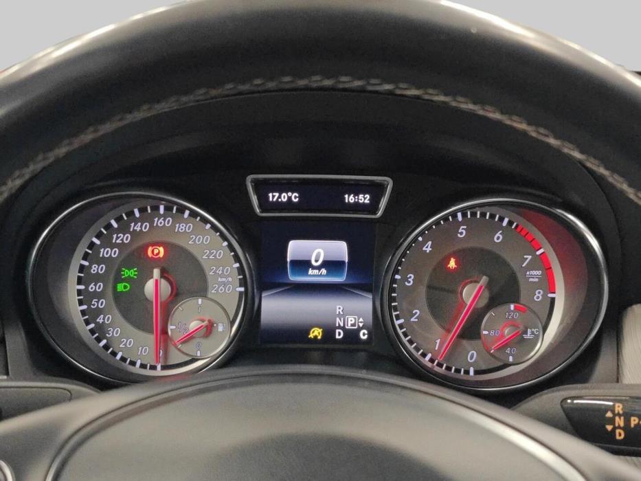 MERCEDES-BENZ CLA 2016