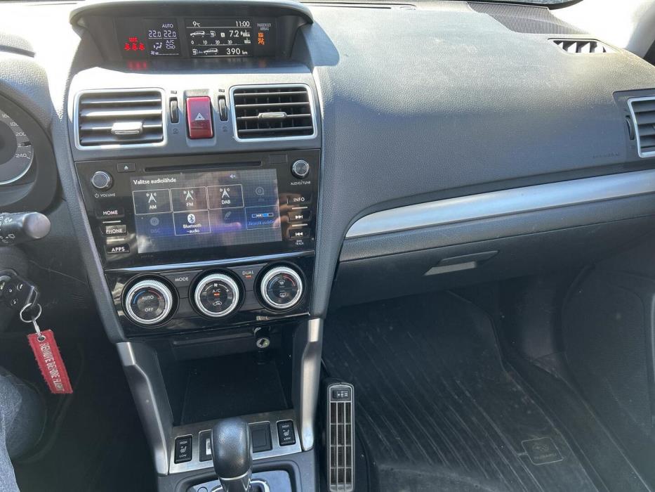 SUBARU Forester 2015