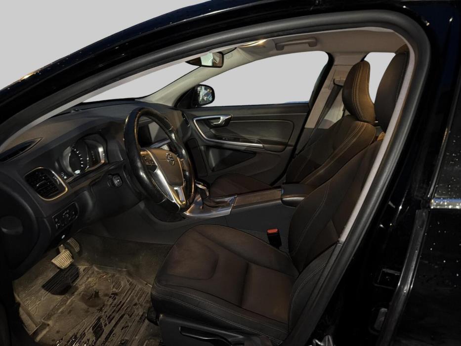 VOLVO S60 2017