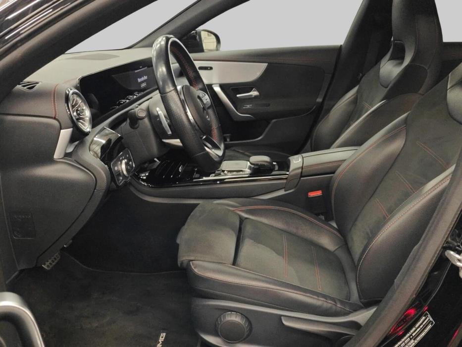 MERCEDES-BENZ CLA 2021