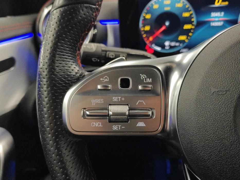 MERCEDES-BENZ CLA 2021