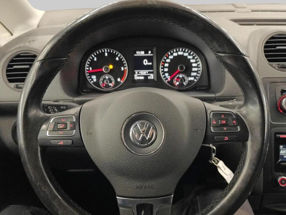 VOLKSWAGEN Caddy Maxi 2015