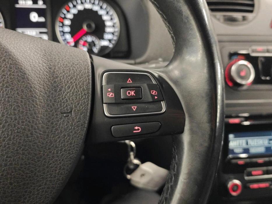 VOLKSWAGEN Caddy Maxi 2015