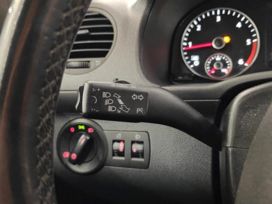 VOLKSWAGEN Caddy Maxi 2015