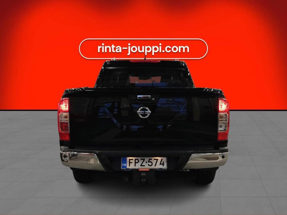 NISSAN Navara 2017