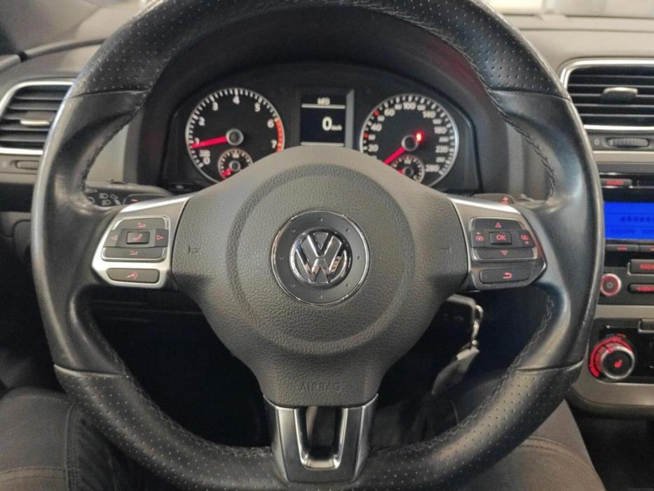 VOLKSWAGEN Scirocco 2010