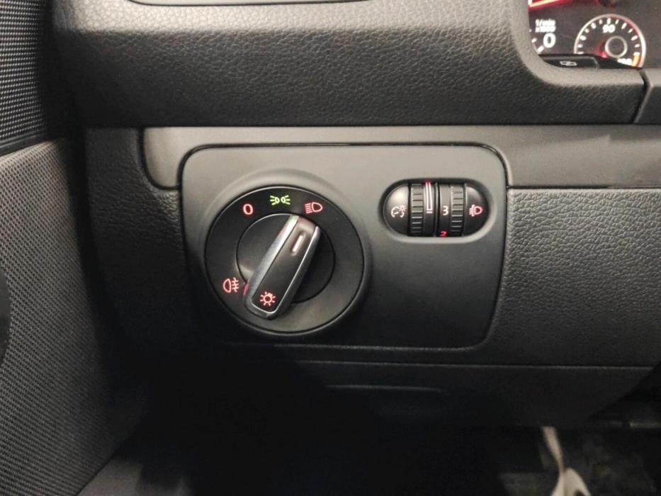 VOLKSWAGEN Scirocco 2010