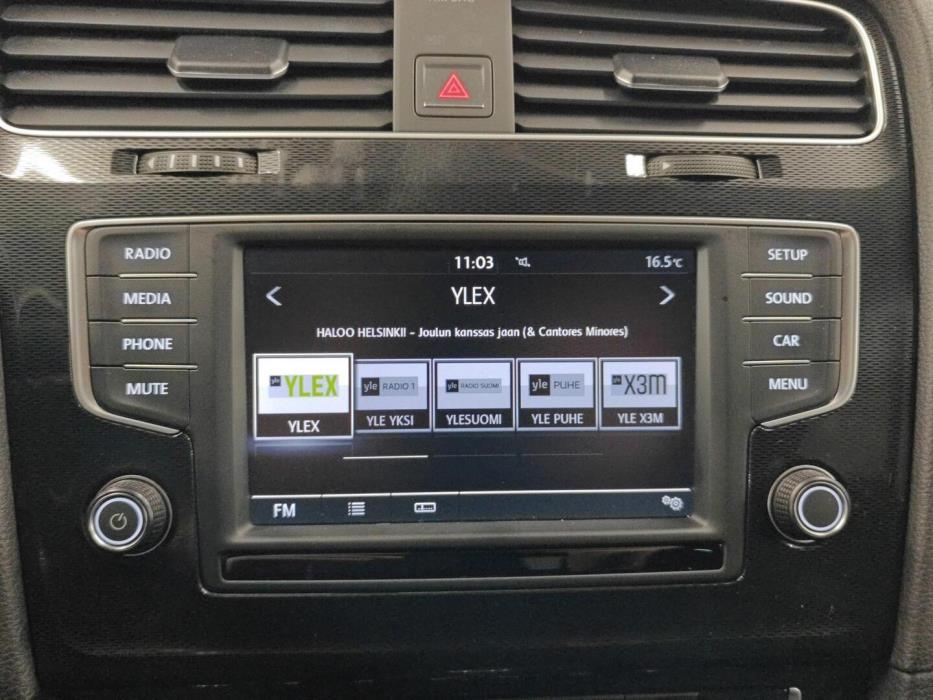 VOLKSWAGEN Golf 2015