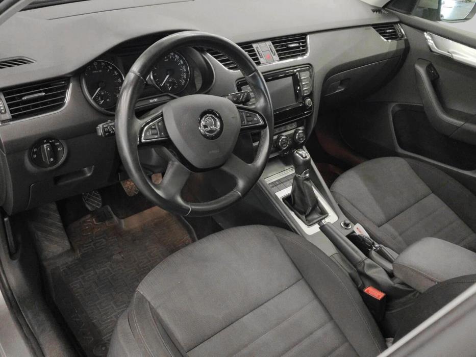 SKODA Octavia 2015