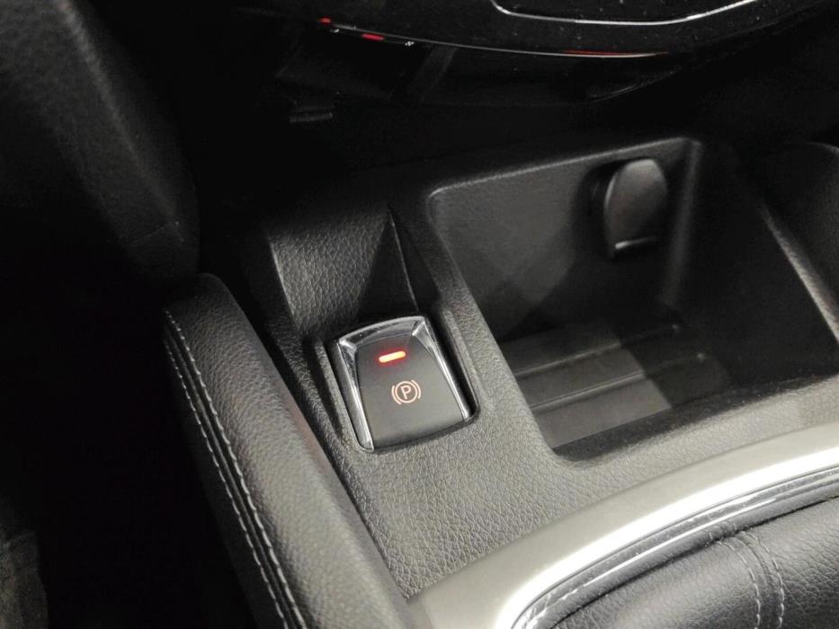 NISSAN Qashqai 2016