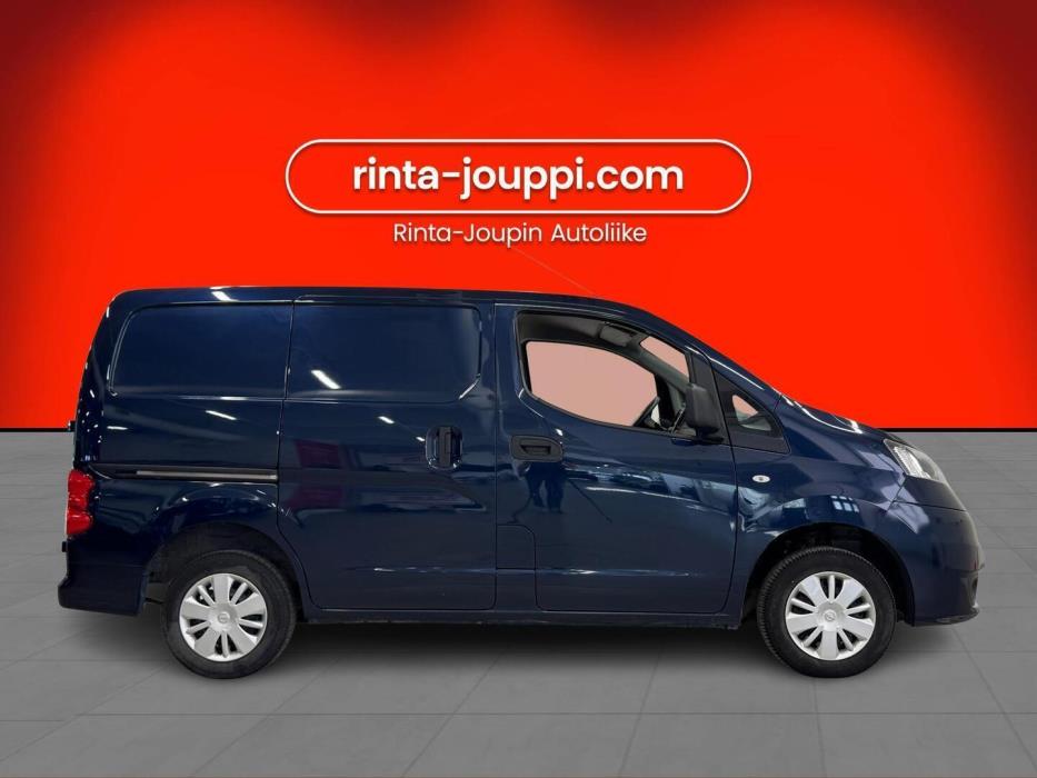 NISSAN NV200 2019